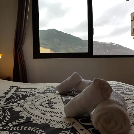 Fantastic House With Mountain And Ocean Views &wifi