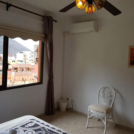 Fantastic House With Mountain And Ocean Views &wifi Apartment