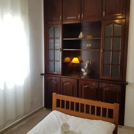 Fantastic House With Mountain And Ocean Views &wifi Apartment