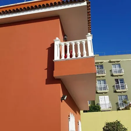 Fantastic House With Mountain And Ocean Views &wifi