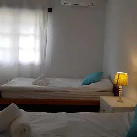 Fantastic House With Mountain And Ocean Views &wifi