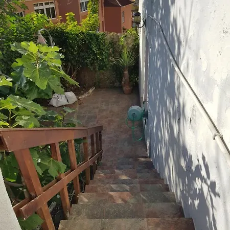 Apartment Fantastic House With Mountain And Ocean Views &wifi