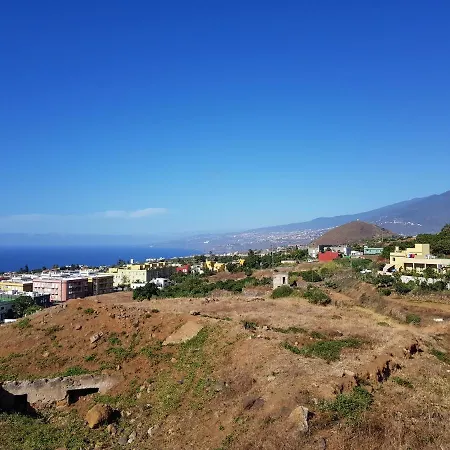 Fantastic House With Mountain And Ocean Views &wifi Los Realejos